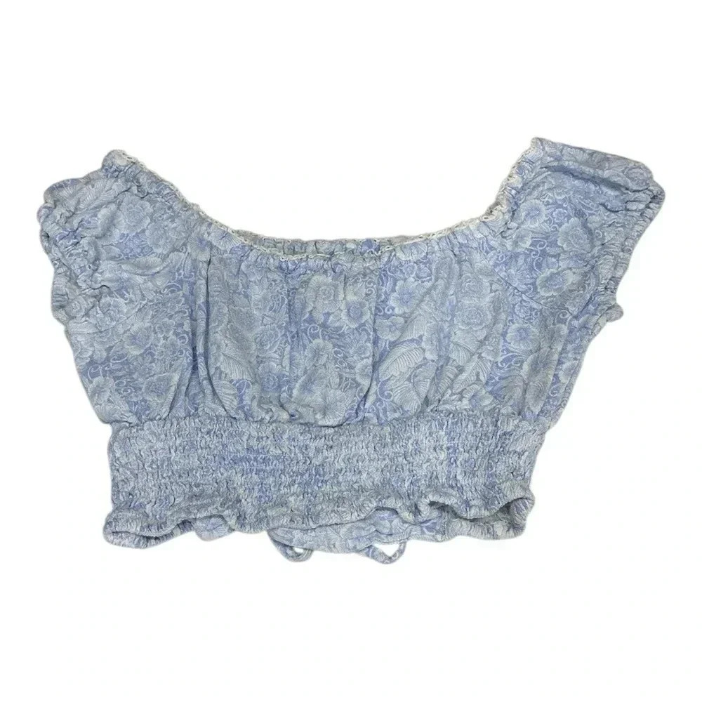 Woman’s aeropostale crop - Picture 5 of 5